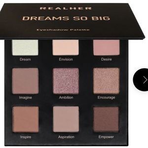 RealHer Dreams So Big Eyeshadow Pallette